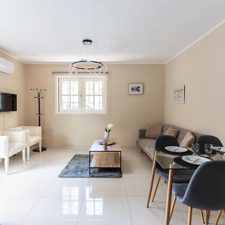 Aiolos Cozy Alimos Center Apartment Near The Sea Athena Bagian luar foto