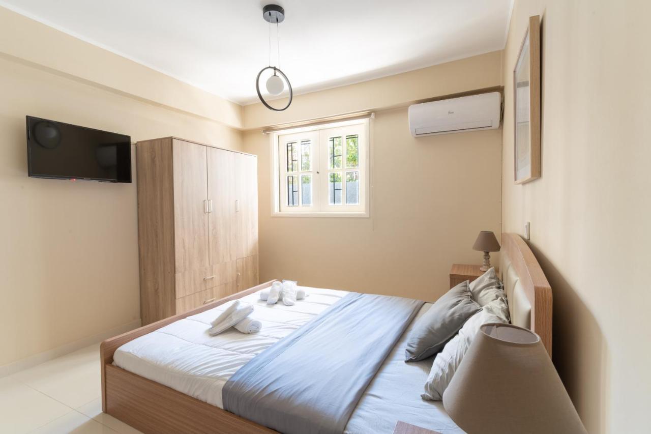Aiolos Cozy Alimos Center Apartment Near The Sea Athena Bagian luar foto