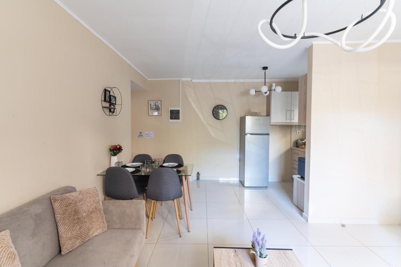 Aiolos Cozy Alimos Center Apartment Near The Sea Athena Bagian luar foto
